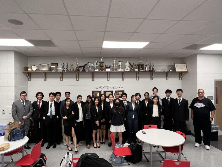 Before the Texas Department of Education stopped making communication applications courses, including debate, a graduation requirement, Bellaire Debate had over 200 students. This year, it has a total of 55 students with 21 leaving for the Spartan Ram Fall Classic Tournament Friday, Oct. 21.
