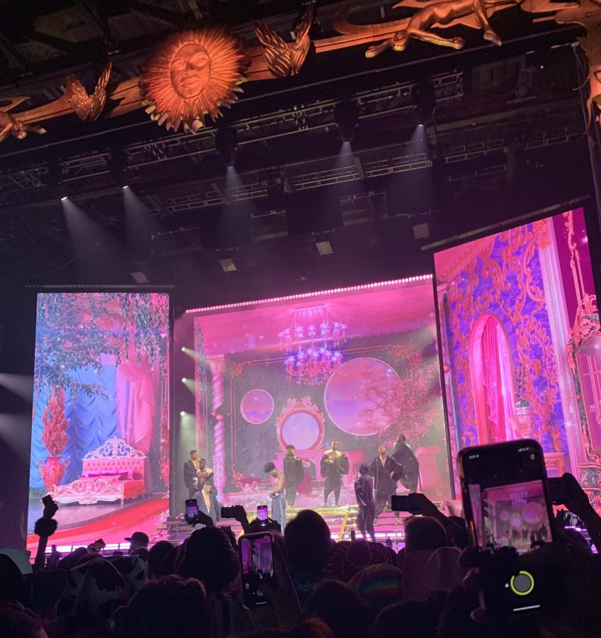 My+favorite+set+design+depicts+a+hot+pink+Versailles+dressing+room.+All+the+dancers+were+dressed+in+18th+century+French+noble+wear%2C+while+Lil+Nas+X+wore+an+outfit+that+imitated+Louis+XVIs+style.
