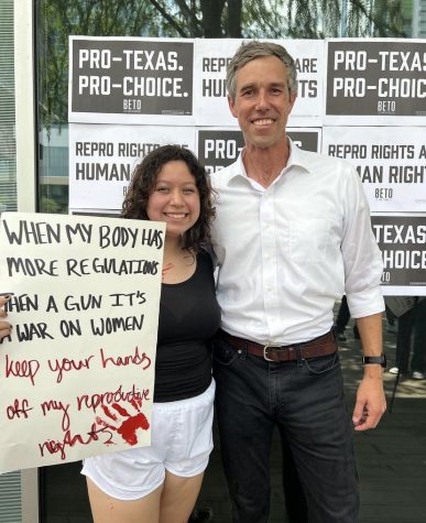 Junior Grace Cruz attends a reproductive rights protest. She stands next to Beto O’Rourke who both share a similar support of reproductive rights.  (Photo provided by Grace Cruz)