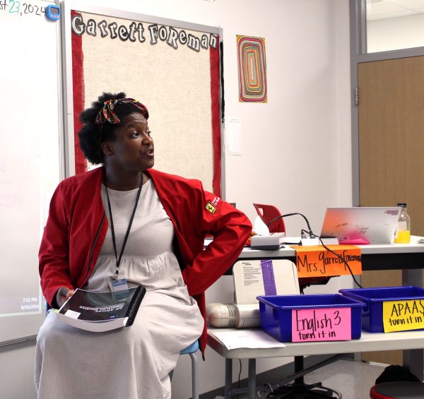 AP African American Studies teacher Jenaya Garrett-Foreman instructs her class with a lesson on ancient African civilizations. These societies includes those from Mali, Songhai, and Ghana.