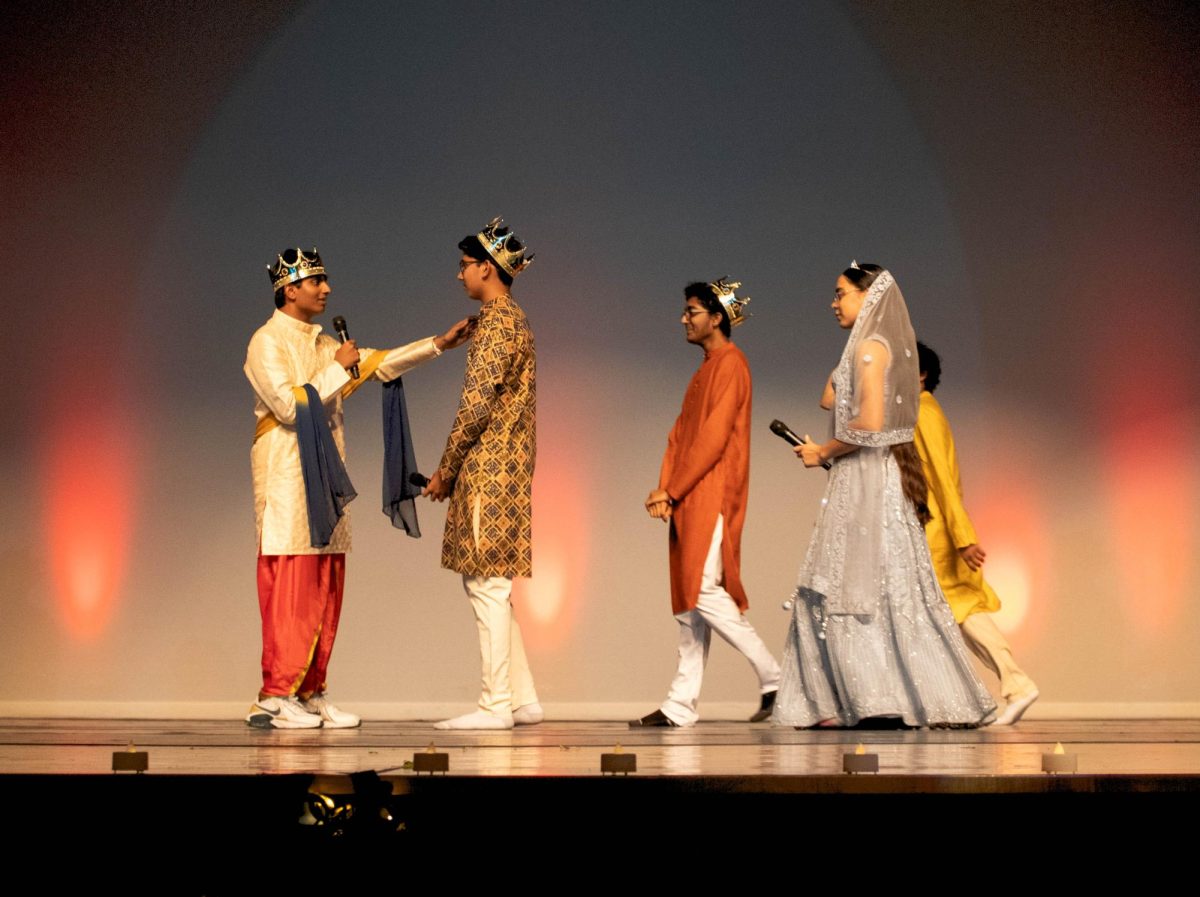 Senior Tejeshwar Jayaram and sophomores Rajan Vyas, Rishab Thosani, Malika Mohan and Lakshit Kumawat act in the Diwali Skit explaining the beginnings of the Hindu tradition. In this scene, king Dashratha banishes his son, Prince Rama, to the forests of Ayodhya for 14 years.