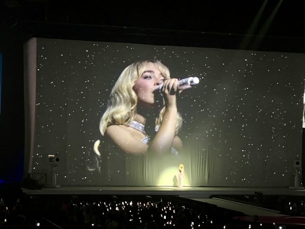 Sabrina Carpenter performing "Dumb & Poetic", one of her most heartouching songs on her Short n Sweet tour at Houston's Toyota Center.