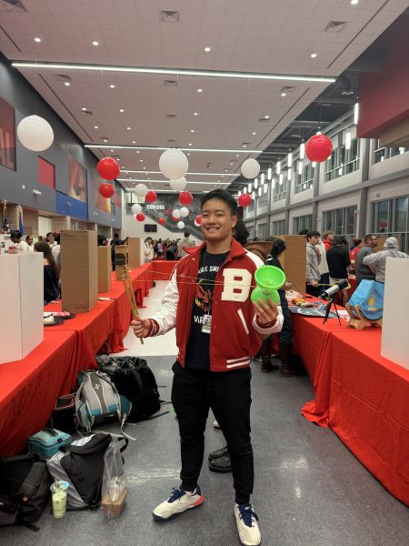 Junior Austin Byun poses with a Diablo during Cardinal Kickoff. He was the event coordinator for Diabolo Club. He helped represent the club during Cardinal Kickoff.