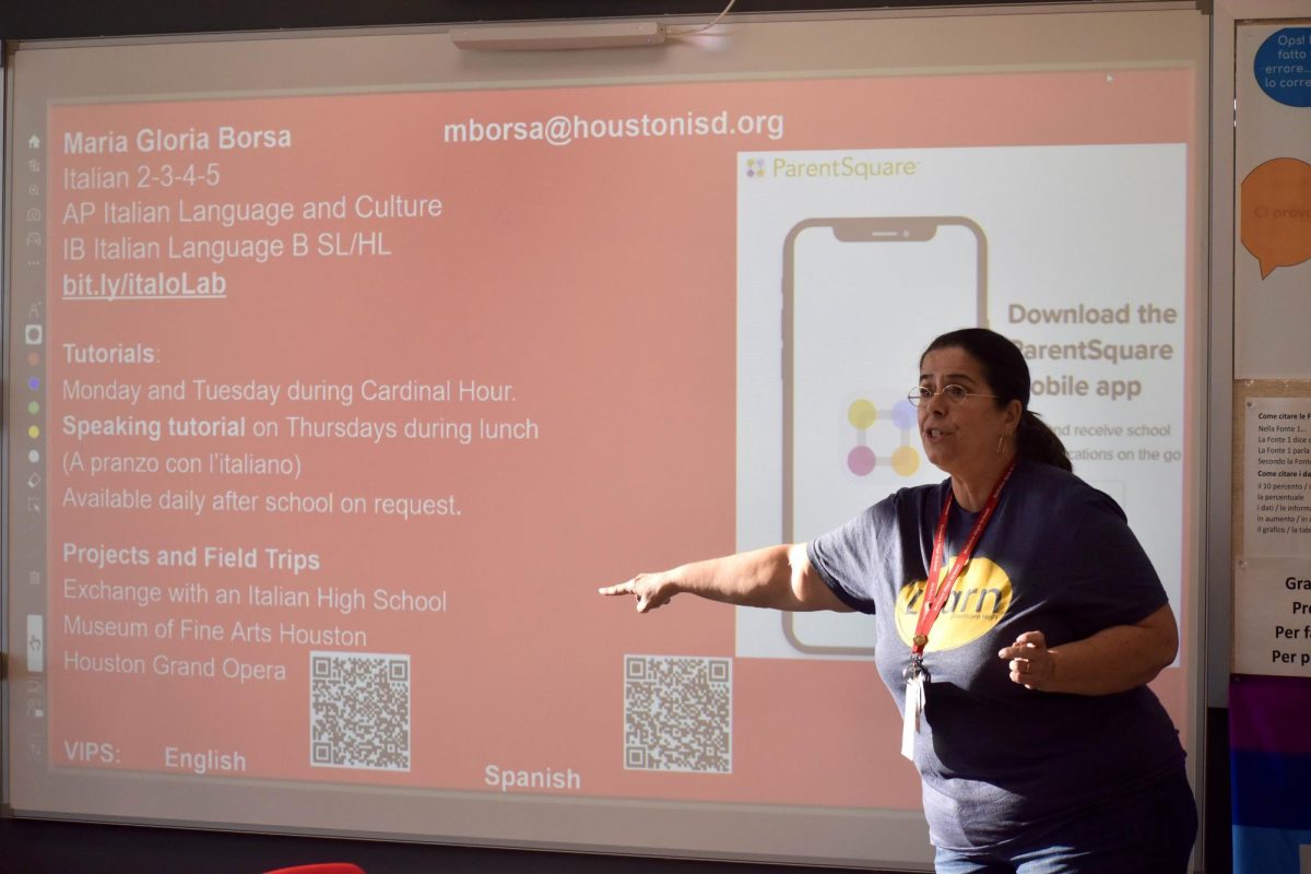 Italian teacher Maria Borsa explains how to stay connected with her on ParentSquare, email and parent-teacher conferences. Borsa has taught at Bellaire for 15 years.