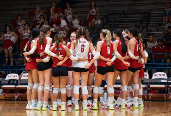 The Cardinals beat Lamar 25-14, 25-22 and 25-19 to advance to a 6-0 district record. The team looks ahead with hopes of making a run in playoffs.