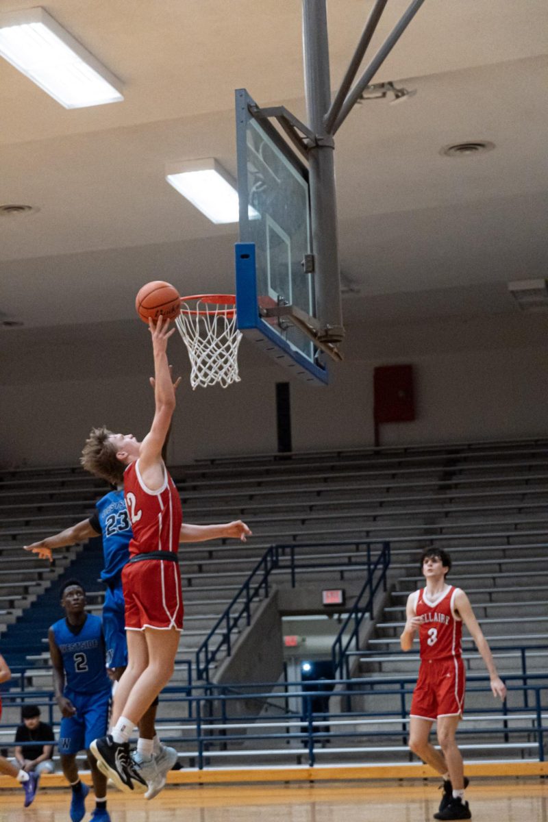 Sophomore shooting guard Ian Niggli goes up for a layup. Niggli has scored 261 points this season.